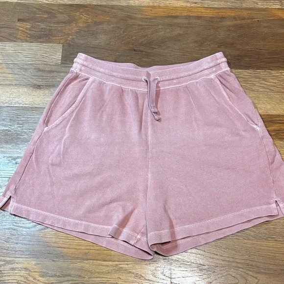 OLD NAVY sweat shorts - Picture 1 of 8